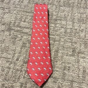 Vineyard Vines Martha's Pink Swordfish Hand Made 100% Silk Men's Tie